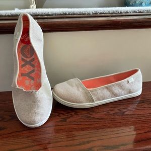 Roxy Slip on new 7